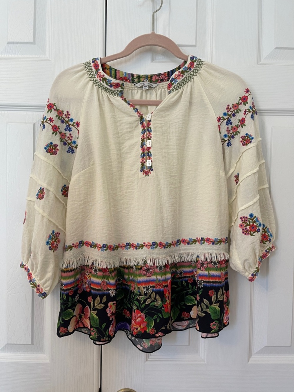 John Mark Boho Embroidered Cream Floral Fringe Top - Picture 2 of 12